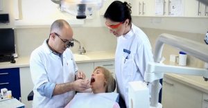 מאיר אבירם - טיפול השתלת שיניים