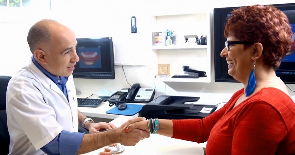 Read more about the article איך מתבצע פיצול רכס להרחבת עצם הלסת?